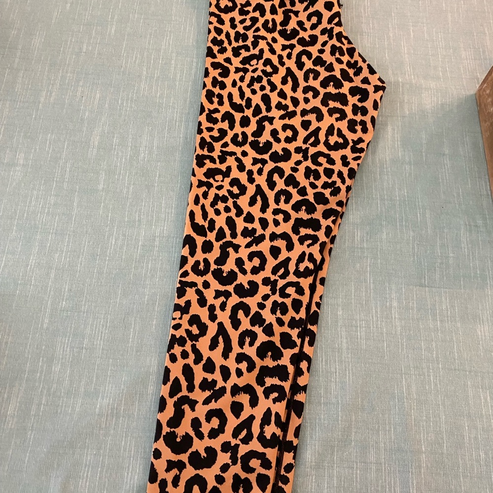 Balance Athletica Full length King Cheetah XXL leggings